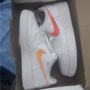 Nike low tops air force 1’s ‘07